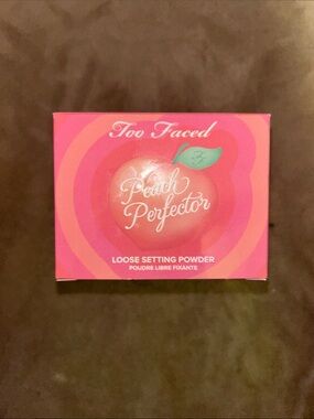 Too Faced Peach Perfector Loose Setting Powder